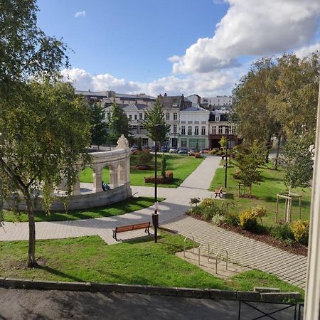 Residence Jehan Froissart Valenciennes Exteriör bild