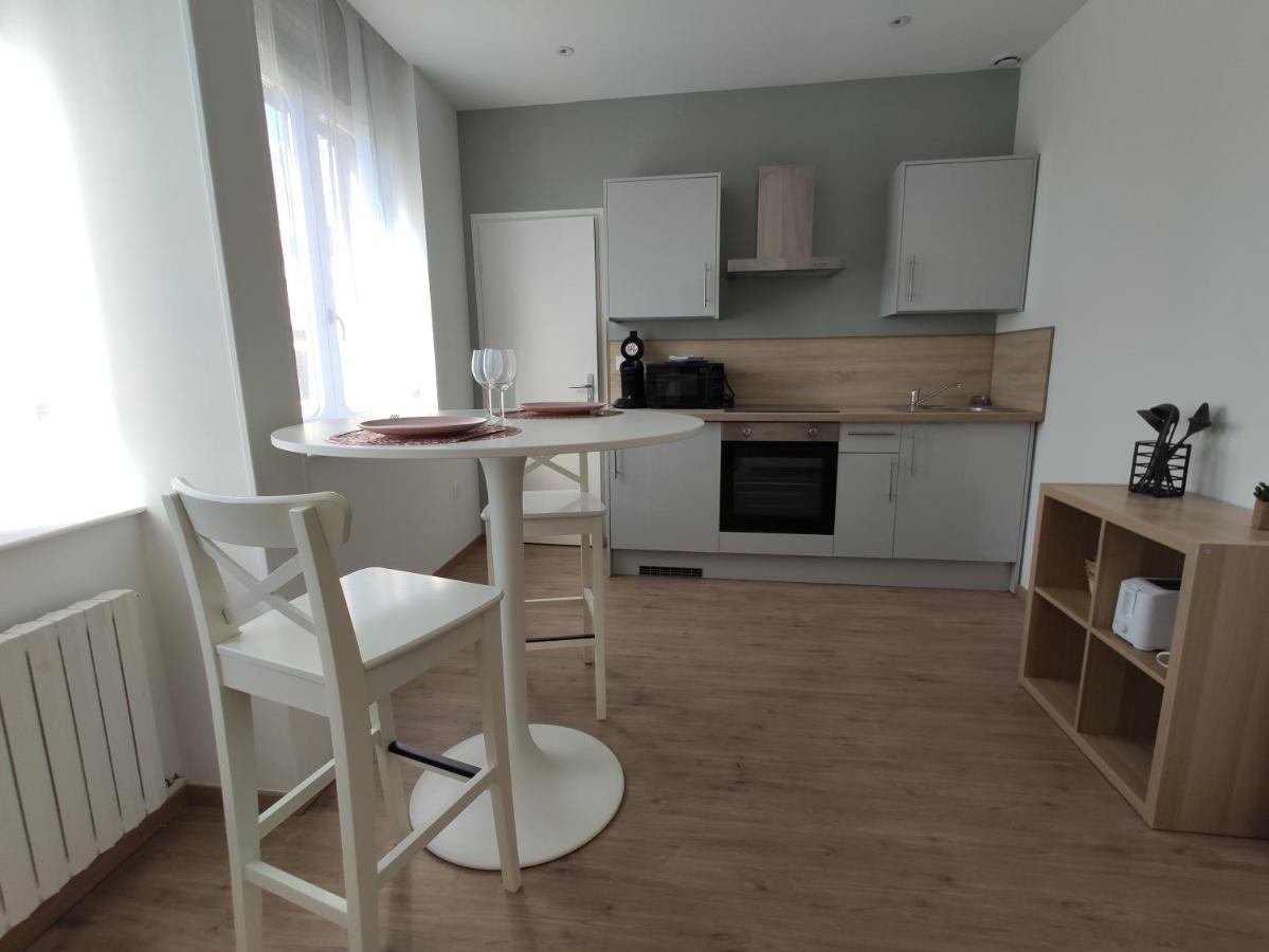 Residence Jehan Froissart Valenciennes Exteriör bild