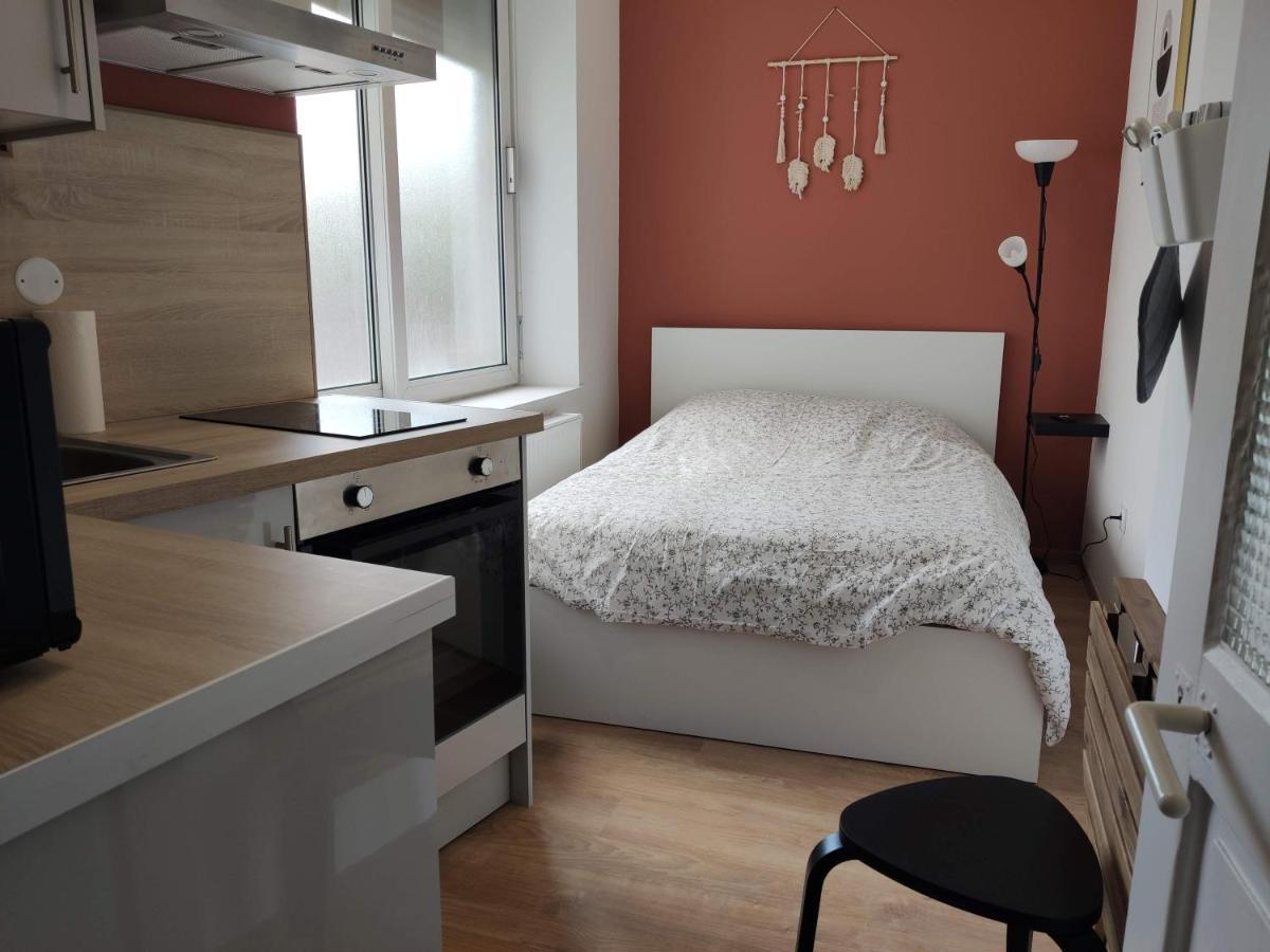 Residence Jehan Froissart Valenciennes Exteriör bild